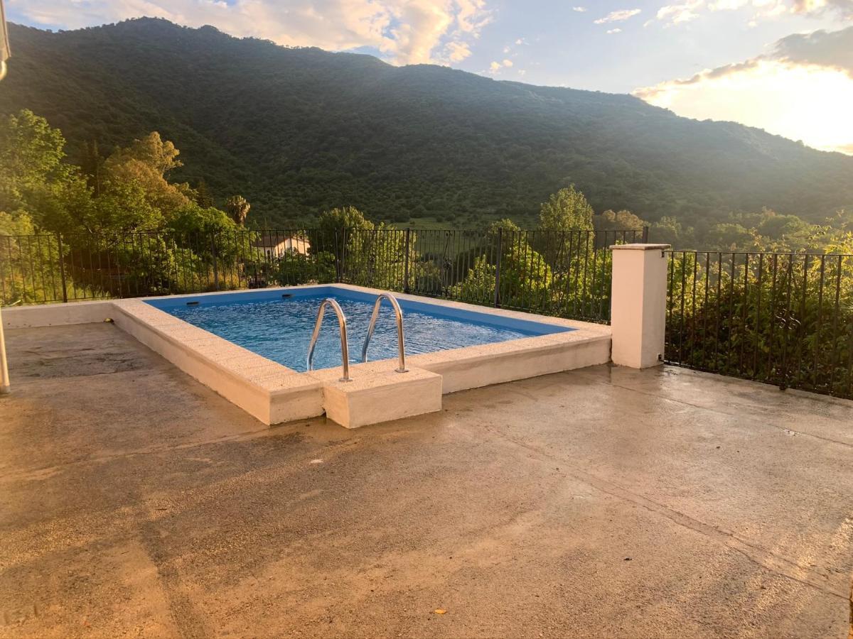 La Fuente De El Nacimiento Guest House Benamahoma Exterior foto
